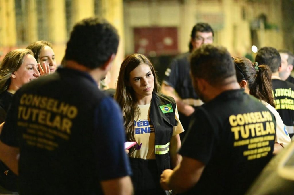 Deputada Débora Menezes